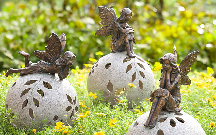 Cheerful Garden Accents to Boost Your Mood